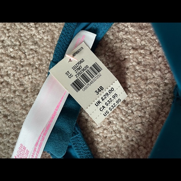Victoria Secret NEW bra w tags!!! - Picture 2 of 5